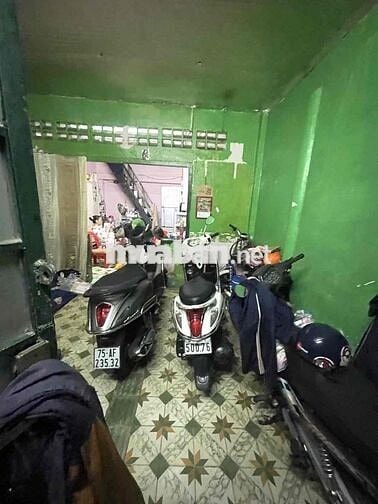 BÁN ĐẤT TẶNG NHÀ- ĐƯỜNG LÊ TRỰC, P7, BÌNH THẠNH, DT 4.5x7,5m CHỈ 4.2 T