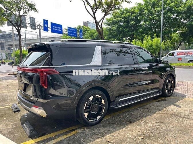 Chính hãng KIA Carnival 2025 Signature - Như Mới