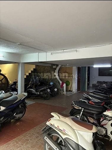 Sang nhượng quán Cafe 600m2 gần Vạn Hạnh Mall và đại học HUFLIT