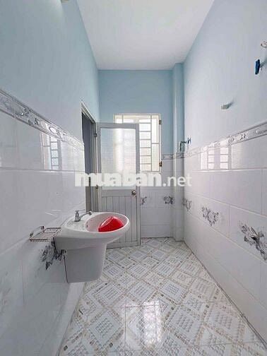 Nhà 1 Lầu 5,7 x 8m, Ngay Vòng Xoay Tân Kim. Sổ Hồng Riêng Giá Rẻ