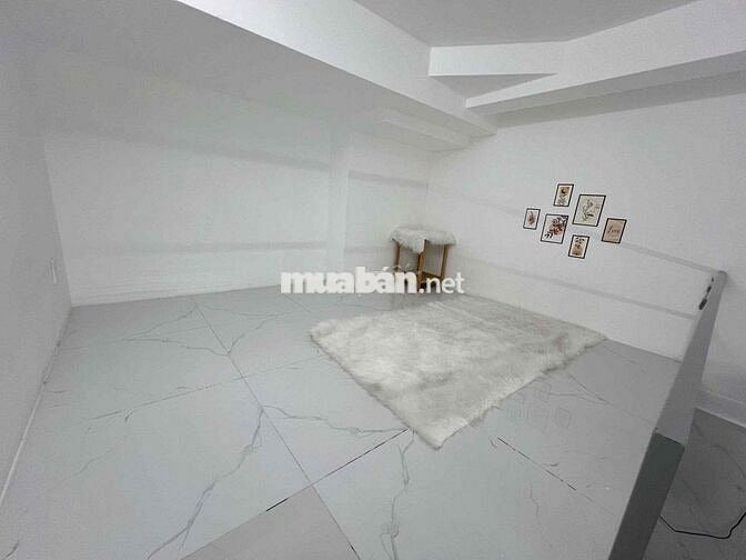 PHÒNG TRỌ THANG MÁY GẦN IUH VLU
