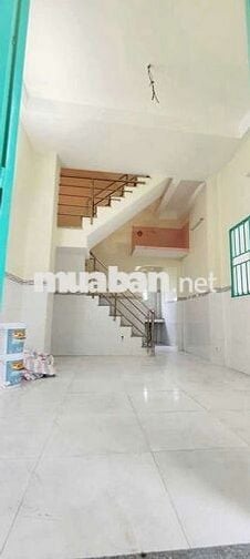 BÁN NHÀ 2 LẦU. 4 P . GIÁ RẺ . Q. 8.