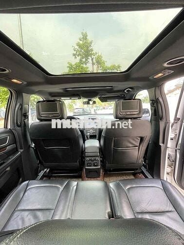Ford Explorer 2017 2.3L Ecoboost - phom mới 2018