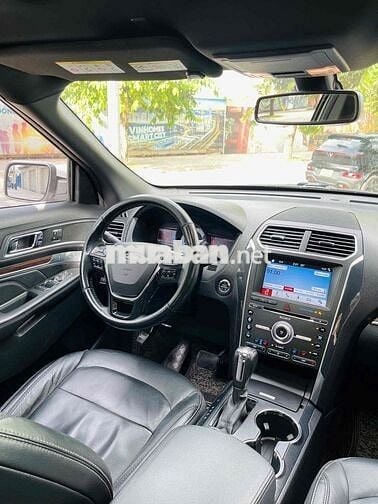 Ford Explorer 2017 2.3L Ecoboost - phom mới 2018