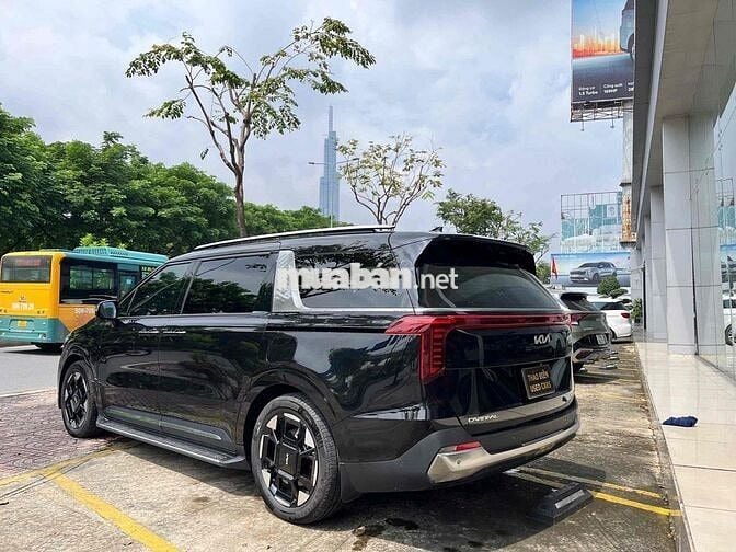 Chính hãng KIA Carnival 2025 Signature - Như Mới