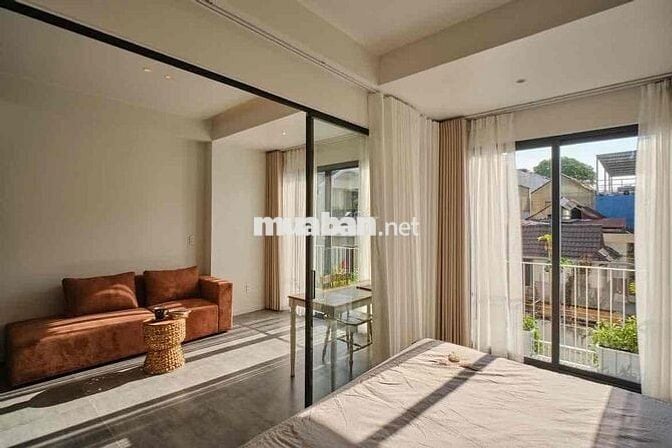 Cho thuê căn hộ studio 1PN ban công ngay công viên Hoàng Văn Thụ