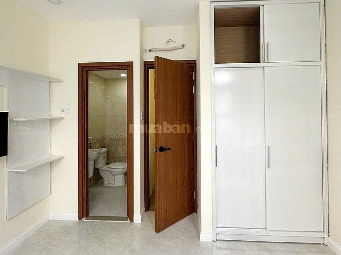 Bán nhà đẹp nở hậu 2 lầu 2 phòng ngủ hẻm Sư Vạn Hạnh, Quận 5