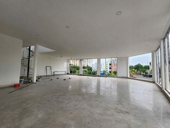 Cho thuê mặt bằng góc 2 mặt tiền P. An Khánh, Quận 2 mới 100% 