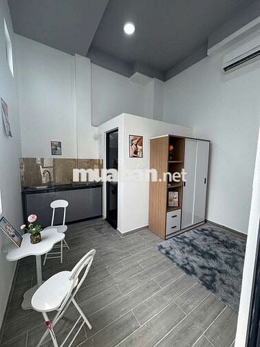 STUDIO NỘI THẤT BAN CÔNG CÁCH LÀNG ĐẠI HỌC VÀI PHÚT