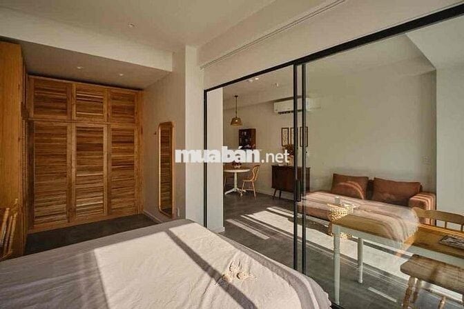Cho thuê căn hộ studio 1PN ban công ngay công viên Hoàng Văn Thụ