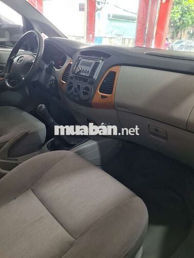 TOYOTA INNOVA 2.0G,số sàn,sx 2011,175000km,ZINĐEP