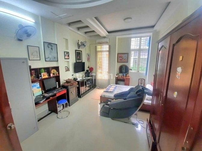 Bán nhà cạnh sân bay, hẻm oto an ninh, 60 m² 4 tầng 7 tỷ xíu