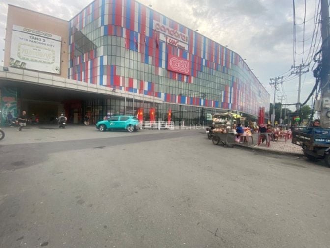 Bán nhà cạnh sân bay, hẻm oto an ninh, 60 m² 4 tầng 7 tỷ xíu
