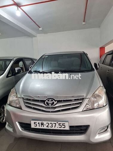 TOYOTA INNOVA 2.0G,số sàn,sx 2011,175000km,ZINĐEP