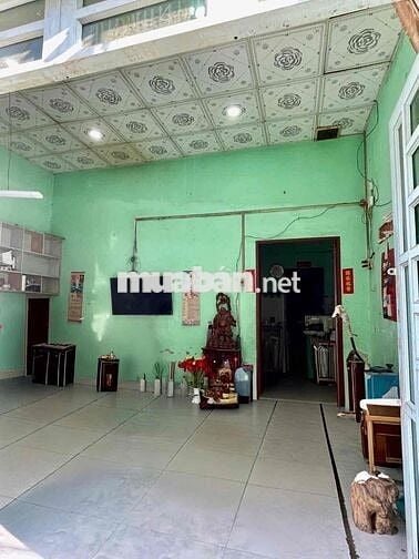 NHÀ BÀ ĐIỂM SÁT CHỢ CÂY ME - 130M2 NGANG KHỦNG 8M - CHIA THÀNH 2 CĂN