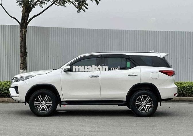 Toyota Fortuner 2020 2.4G 4x2 AT - 49000 km