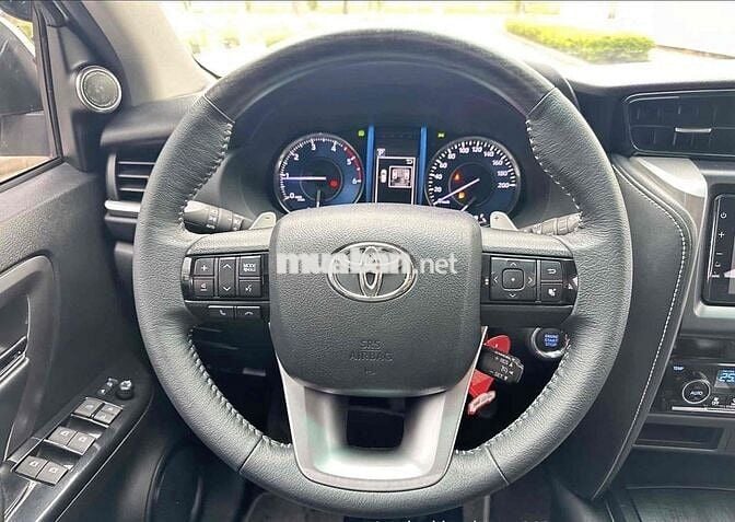 Toyota Fortuner 2020 2.4G 4x2 AT - 49000 km