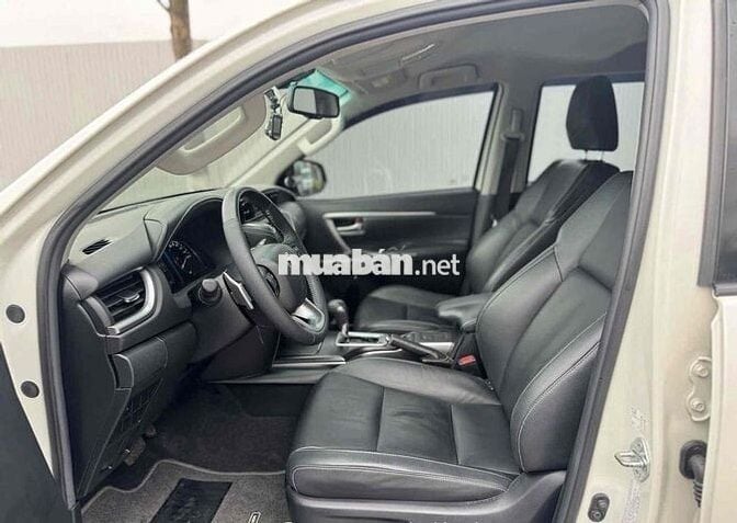 Toyota Fortuner 2020 2.4G 4x2 AT - 49000 km