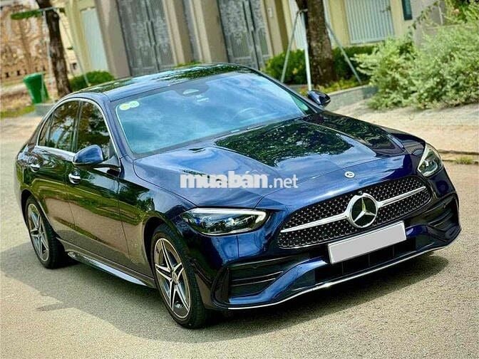 Mercedes Benz C Class 2022 C300 AMG - 32000 km