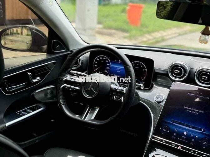 Mercedes Benz C Class 2022 C300 AMG - 32000 km