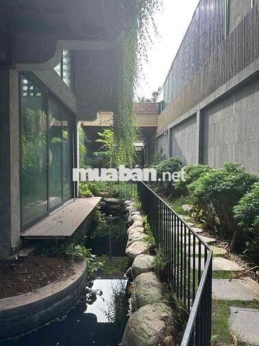 Cần bán: BIỆT THỰ MẶT PHỐ. THANG MÁY NHẬP KHẨU HỒ CÁ, BỂ BƠI KHÔNG GIA Cần bán: BIỆT THỰ MẶT PHỐ. THANG MÁY NHẬP KHẨU HỒ CÁ, BỂ BƠI KHÔNG GIA