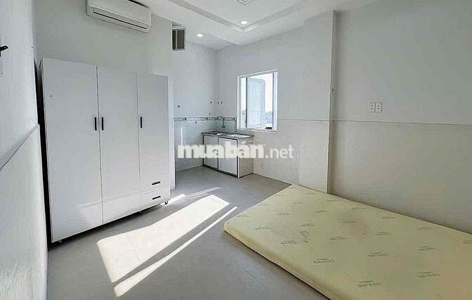 Cho Thuê Studio Cửa Sổ Trời Gần Emart Phan Huy Ích Chỉ 3xxx