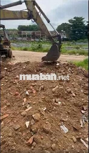 Bán nhà MT Kênh Tham Lương và 1 mặt hẻm DS