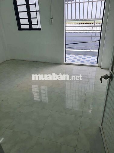 Nhà bán 4m × 7m làu 2p ngủ 2wc