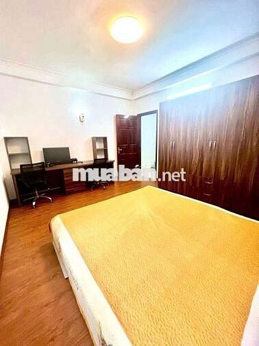 Tôn Thất Tùng - Trường Chinh. 43m 5 tầng mt 5 m quanh 8 tỷ.