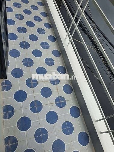Nhà bán 4m × 7m làu 2p ngủ 2wc