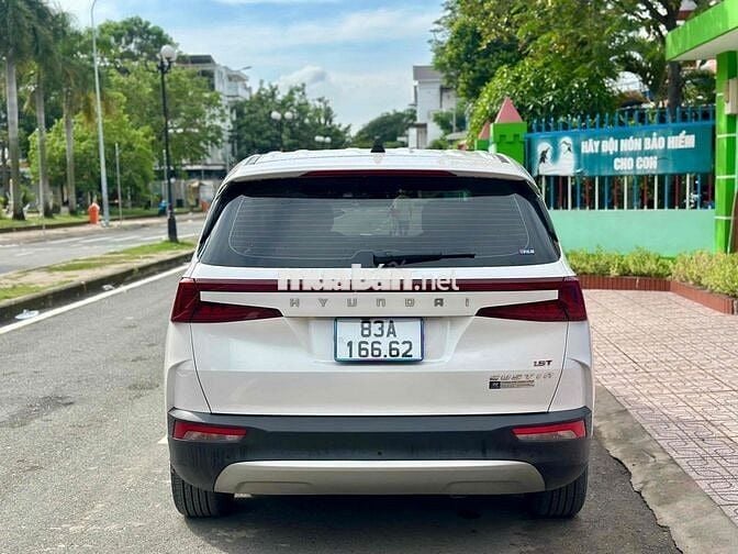 Hyundai Custin 2023 1.5 Đặc biệt - 19000 km