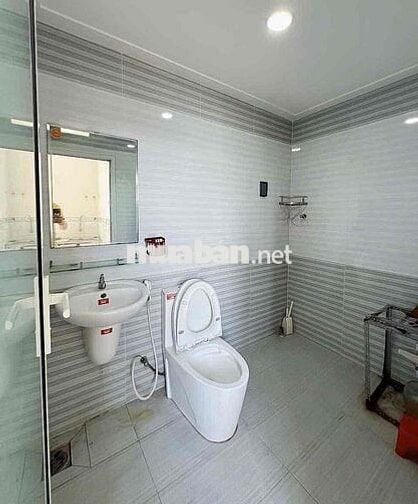 Cho Thuê Studio Cửa Sổ Trời Gần Emart Phan Huy Ích Chỉ 3xxx
