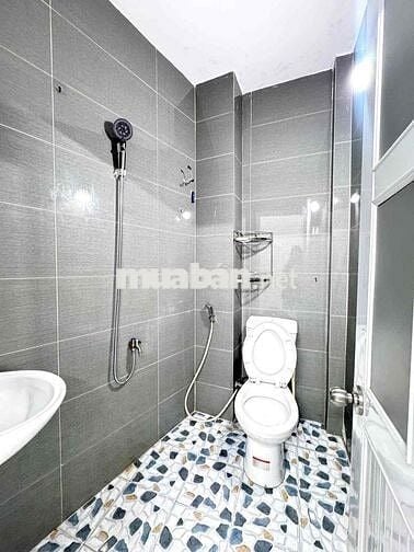 NHÀ MỚI 2 TẦNG HUỲNH THỊ HAI Q.12- HẺM XE HƠI THÔNG GIÁ 4TY180