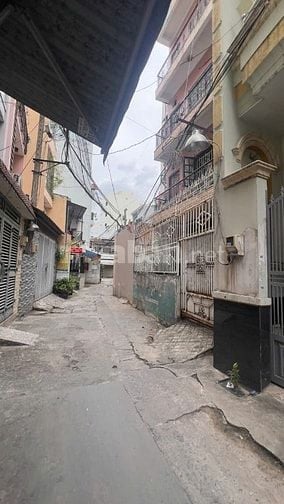 Cho thuê nhà Nguyên Căn – Hẻm Xe Hơi – Trường Chinh, P.15, TB