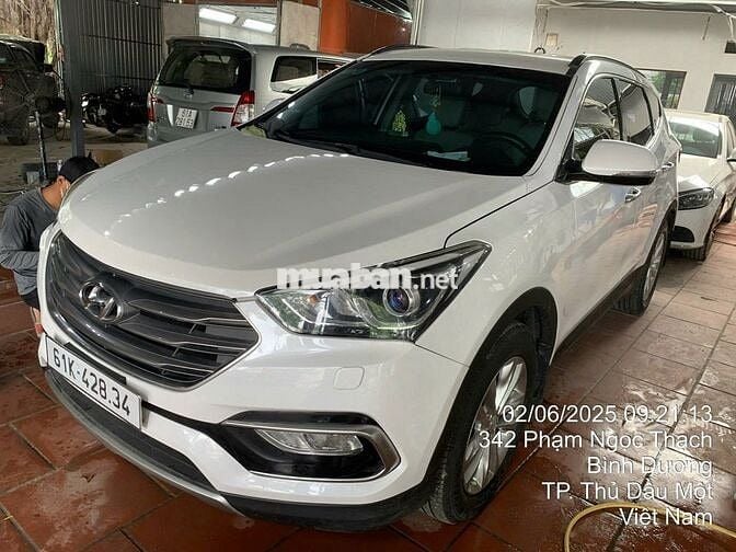 Hyundai Santa Fe 2016 2.4L 4WD - 156658 km
