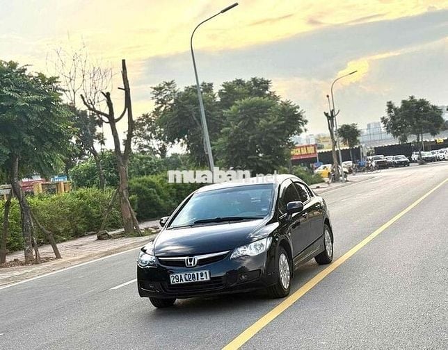Honda Civic 2008 1.8 MT - 128000 km