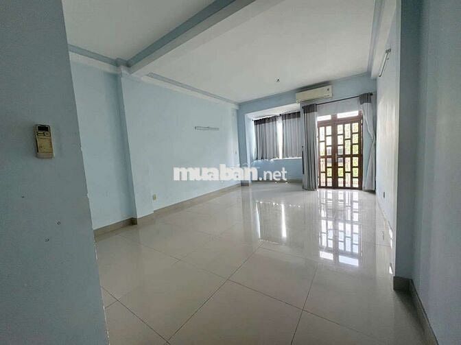 NHÀ CHO THUÊ NGAY NGÃ NĂM GÒ VẤP