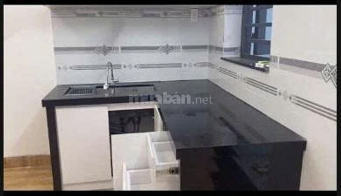 BÁN GẤP 2 CĂN NHÀ  - GIÁ RẺ CHÍNH CHỦ, Bùi Đình Túy và Nơ Trang Long