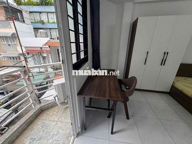 STUDIO TÁCH BẾP - MỚI 100% - NGAY TRUNG TÂM