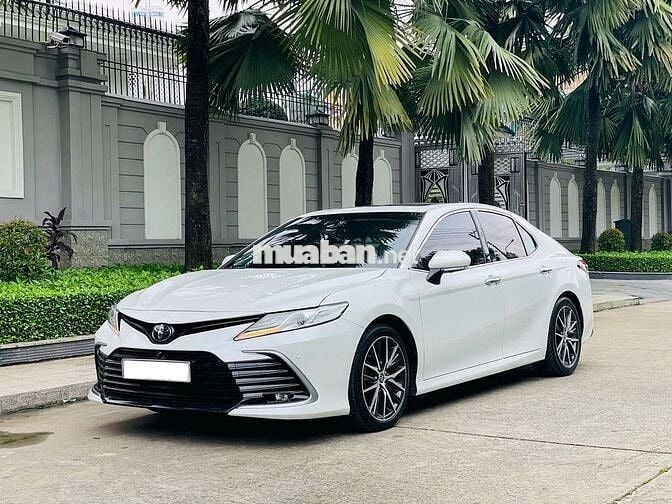 Toyota Camry 2.0Q 2021 - 66000 km