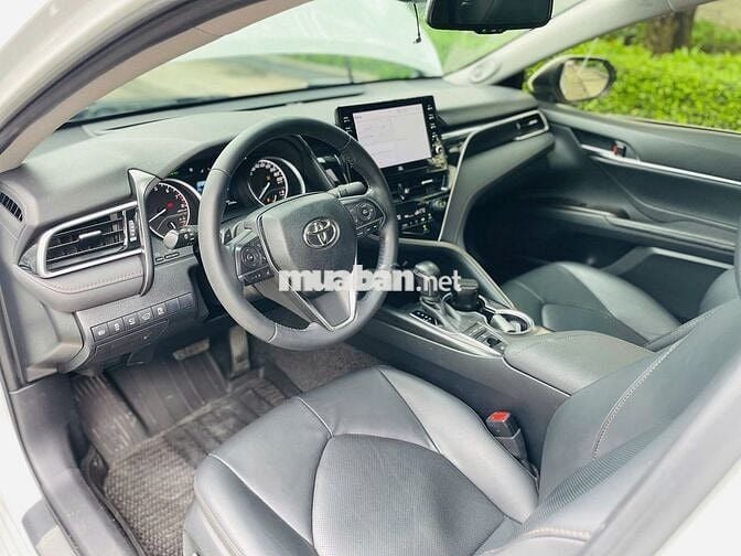 Toyota Camry 2.0Q 2021 - 66000 km