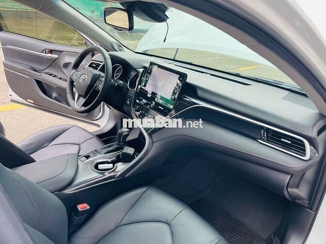 Toyota Camry 2.0Q 2021 - 66000 km