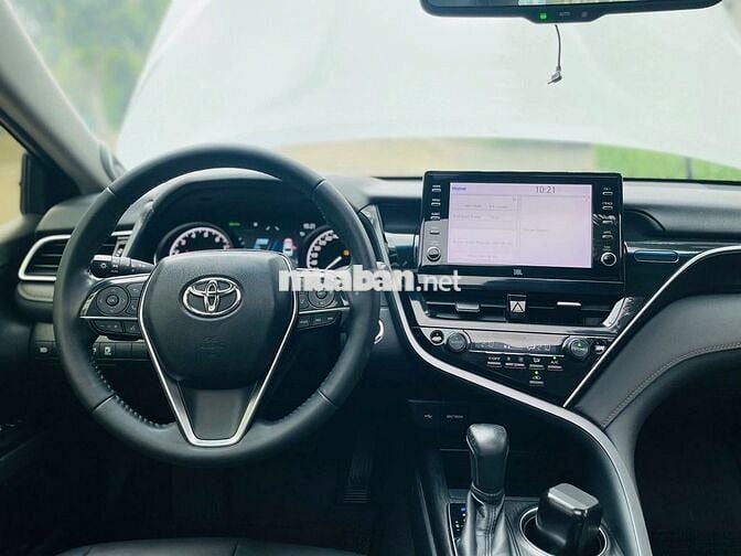 Toyota Camry 2.0Q 2021 - 66000 km
