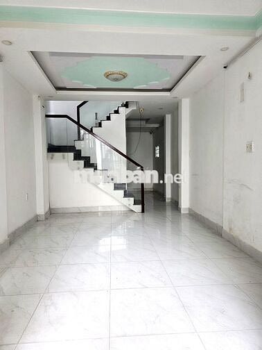 Nhà Âu Cơ, Hẻm 536 Xe Tải, 42m2, phù hợp vợ chồng trẻ