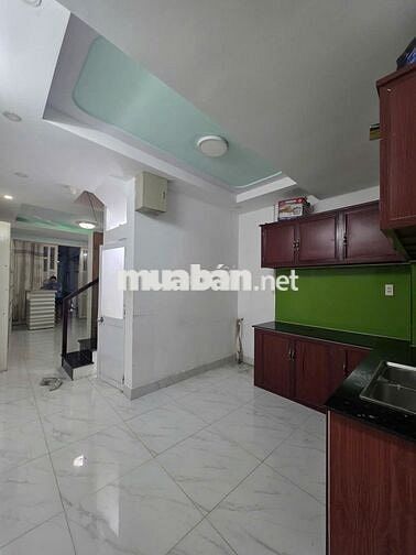 Nhà Âu Cơ, Hẻm 536 Xe Tải, 42m2, phù hợp vợ chồng trẻ