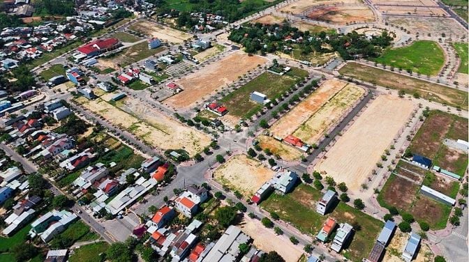 LÔ ĐẤT MẶT TIỀN 150M2(6x25) GIÁ CHỈ 2 TỶ 4
