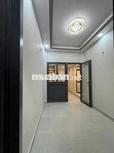 nhà Đẹp 3 Tầng . BTCT . Bình Tiên Q6 . chĩ 2.x tỷ