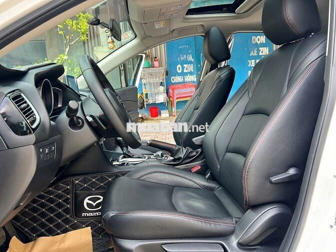 Mazda 3 1.5 AT Hatchback 2015 - 48000 km