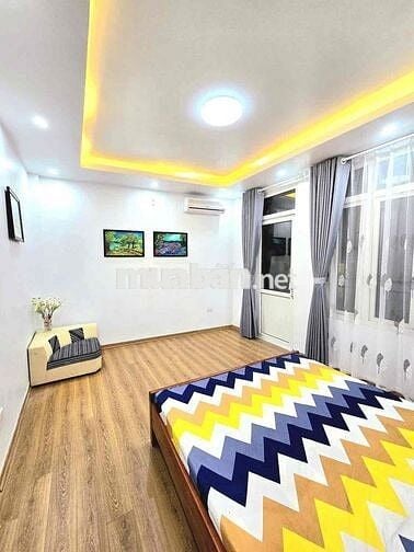 Bán nhà Láng Hạ Đống Đa S45m 6tầng thang máy sổ vuông giá 13.47 tỷ