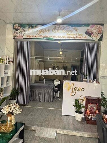 Mặt tiền Nguyễn Thị Kiểu kế trường Lê Văn Thọ
